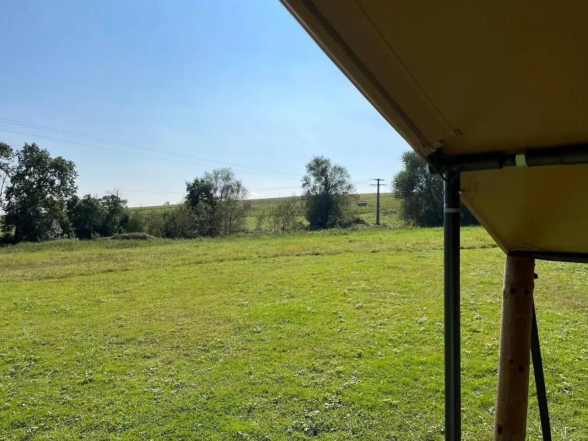 Budget Glamping Safaritent - La Grappe Fleurie 0*,  France
